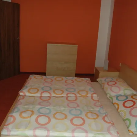 Aparthotel Apartmanovy Dum Landek