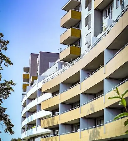 ホテル Apartmanovy Dum Landek 3*