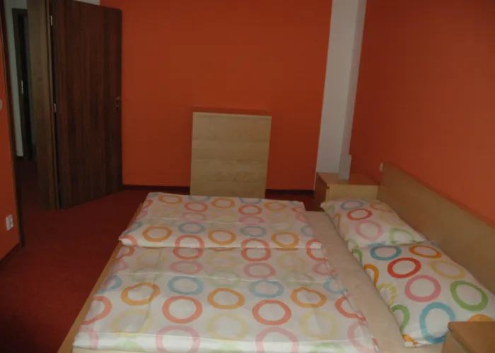 Apartmanovy Dum Landek Ξενοδοχείο 3*