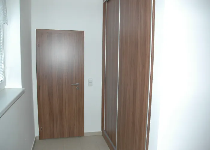 Ξενοδοχείο Apartmanovy Dum Landek 3*
