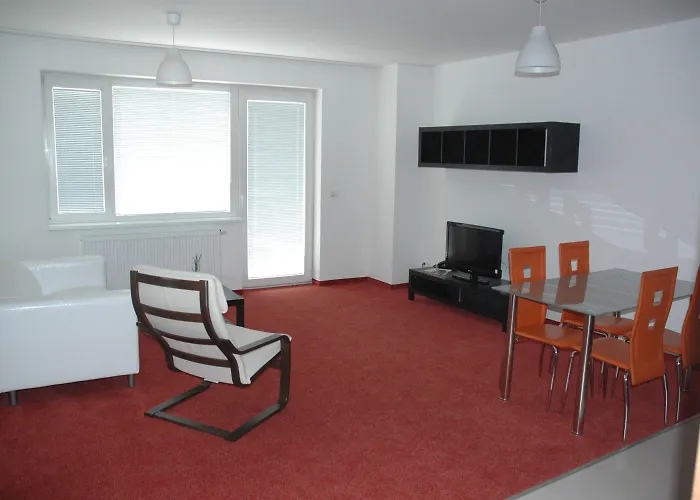 Hotel Apartmanovy Dum Landek 3*