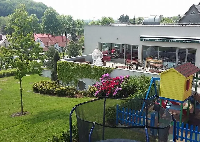 Ξενοδοχείο Apartmanovy Dum Landek 3*