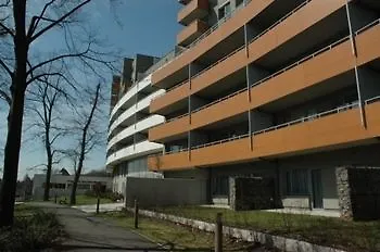 Apartmanovy Dum Landek